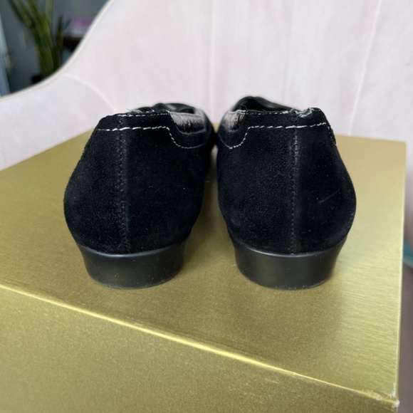 Aeorosoles 9M soft black flats, in suede with patent leather accents. - Picture 5 of 12